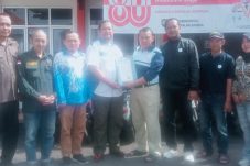 Kesbangpol Majalengka Serahkan TLK kepada DPC PPWI, Tegaskan Legalitas dan Pengakuan Kelembagaan Organisasi Pers Warga
