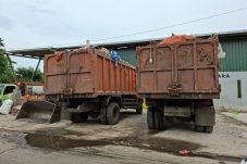 Gerak Cepat PPSU dan Sudin LH Bersihkan Tumpukan Sampah di TPS 3R RBU Jakarta Utara