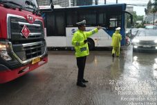 Jalan Yos Sudarso Jakarta Utara Macet, imbas Gangguan di Pintu Masuk Pelabuhan Tanjung Priok