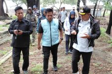 Lurah Pulau Untung Jawa Monitoring Pulau-Pulau Sekitar