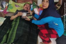 Cuaca Ekstrem, Dapur SPPG Gedong 2 Salurkan Ribuan Porsi MBG ke Lansia dan Kelompok Rentan