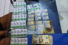 Sambil Jualan Sayur, Pria di Sepatan Diciduk Polisi Karena Nyambi Edarkan Tramadol dan Hexymer