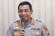 Kapolres Metro Jakarta Barat Serap Aspirasi Warga Saat Kunjungan ke Yayasan Nurul Quran Cengkareng