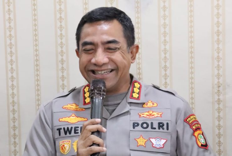 Kapolres Metro Jakarta Barat Serap Aspirasi Warga Saat Kunjungan ke Yayasan Nurul Quran Cengkareng