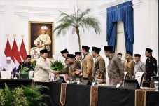 Empat Jam Tertutup di Istana, Prabowo Bahas Palestina dan Board of Peace Bersama Ormas Islam