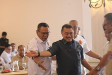 Hadiri pelantikan pengurus PGI Harris Bobihoe apresiasi Depok cetak atlet Golf