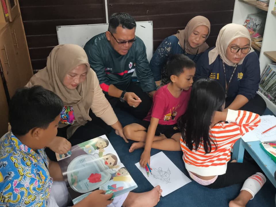 Lurah Untung Jawa Apresiasi Kegiatan RPTRA Amiterdam di Bulan Ramadhan