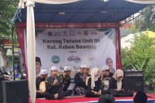 Karang Taruna Unit 06 Kebon Bawang Gelar Bazar Kuliner dan Santunan Yatim Piatu di Bulan Ramadan