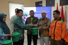 Sudin Lingkungan Hidup Resmikan Rumah Memilah di Rorotan, Dorong Warga Pilah Sampah dari Sumber