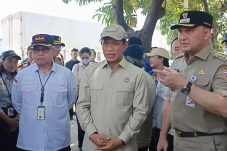 Menteri LH Cek Penanganannya di Terminal Tanjung Priok Lonjakan Sampah Meningkat saat Musim Mudik