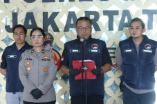 Polres Metro Jakarta Timur Ungkap Peredaran Psikotropika Berkedok Toko Kosmetik