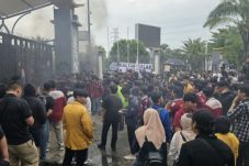 Gubernur Kaltim Bungkam Usai Aksi Ricuh, Tolak Temui Massa dan Media