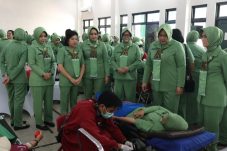 Persit KCK Cabang XX Dim 0506, Donor Darah Kumpulkan 100 Kantong