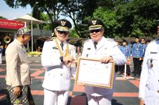 Melesat dari Peringkat 23 ke 3 Besar, Kota Tangsel Terima Penghargaan Nasional di Hari Otda ke-30