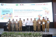 Hadiri Peluncuran Panduan Antikorupsi, Tri Adhianto Tekankan Pentingnya Pendidikan Karakter