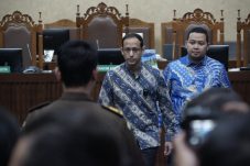 Pengadilan Tipikor Kabulkan Pengalihan Penahanan Nadiem Jadi Tahanan Rumah
