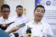 Kemendagri Luruskan Informasi soal e-KTP, Masyarakat Tetap Bisa Gunakan Fotokopi KTP Untuk Layanan Publik