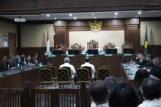 Eks Petinggi Pertamina Hasto Wibowo dan Toto Nugroho Divonis 5 Tahun Penjara Kasus Korupsi Minyak Mentah