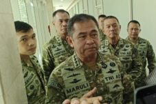 KSAD Maruli Tegaskan Tak Ada Instruksi TNI Bubarkan Nobar Film ‘Pesta Babi’