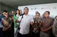 Jumhur Hidayat Respons Film Pesta Babi, KLH Kini Terapkan “Rezim Sanksi” untuk Perusak Lingkungan