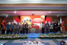 BPJS Ketenagakerjaan Jakarta Mangga Dua Tanam Pohon Produktif di Taman Hati PKK Kelurahan Ancol