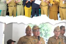 Bina Kependudukan Dukcapil Jakut Serahkan KTP dan KK Perubahan Alamat pada warga Kampung Susun Akuarium