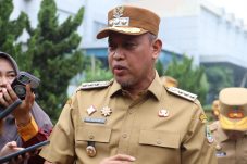 Tri Adhianto Pastikan Pelayanan Publik Bekasi Tetap Berjalan Meski Terjadi Pemadaman Listrik