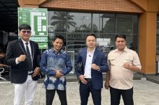 ARUKKI Gugat Praperadilan Kapolda Metro Jaya, Desak Firli Bahuri Ditahan Seperti Roy Suryo dan dr.Tifa