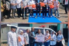 Wujud Nyata Kepedulian, Warga Jelupang Terima Bantuan Ambulans dan Sembako