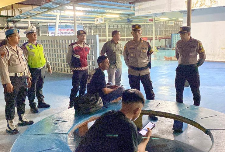 Jaga Pelabuhan Tetap Kondusif, AKP Parulian Pimpin Patroli “Jakarta On The Spot