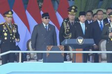 Prabowo dan Gibran Hadiri Puncak Hari Bhayangkara ke-80 di Cikeas, Kapolri Dampingi Langsung