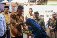 Walikota Bersama Baznas Bazis Jakut Resmikan Program Bedah Rumah di Wilayah Lagoa