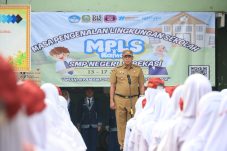 Wali Kota Bekasi Tri Adhianto Resmi Buka MPLS Ramah di SMPN 12, Tekankan Sekolah Bebas Perundungan