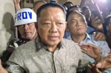 Momen Febrie Adriansyah Ditahan Kejagung, Tanpa Borgol dan Rompi Pink Saat Digiring ke Mobil Tahanan