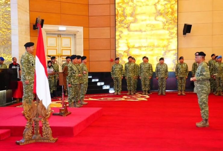 Pangkogabwilhan II dan 104 Pati TNI Terima Anugerah Kenaikan Pangkat di Mabes TNI