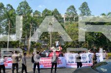 Aksi Jemaat dan Pendeta GMAHK di GNI Basilea Christ Cathedral Tangerang Tuntut Evaluasi Pimpinan