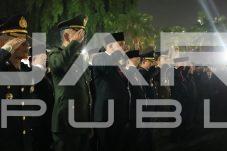 Jelang HUT ke-81 RI, Tri Adhianto dan Abdul Harris Hadiri Renungan Suci di TMP Patriot Bangsa Bekasi