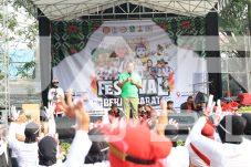 Festival Bekasi Barat Meriahkan HUT ke-81 RI, Warga Galang Bantuan Rp28 Juta untuk NTT