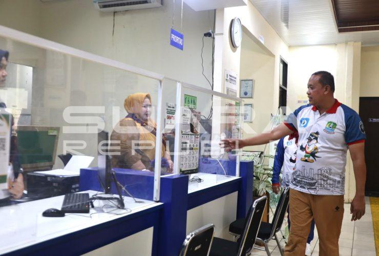 Keluhan Warga di Media Sosial, Wali Kota Bekasi Tri Adhianto Sidak Pelayanan Disdukcapil