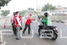 Tangsel Bagikan 14.000 Masker Gratis, Warga Diminta Waspadai Abu Vulkanik