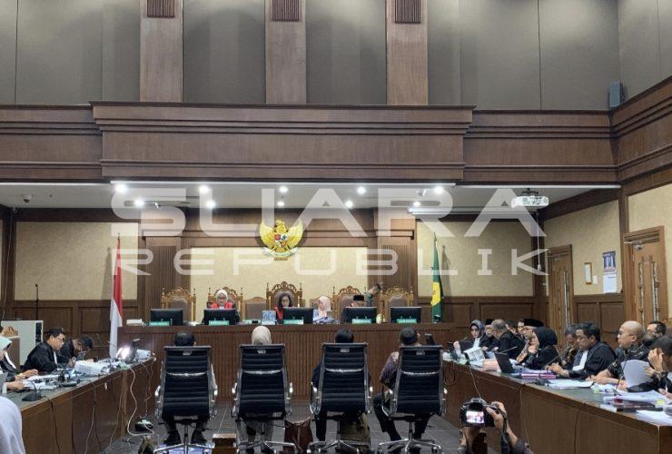 KPK Ungkap Fee Percepatan Haji Khusus 2024 USD 786 Ribu, Sempat di Tangan Gus Alex