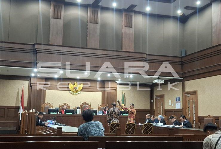 Sidang Kasus Suap Bea Cukai: Sisprian Akui Tahu Anak Buah Terima Uang dari Importir dan Pengusaha Rokok