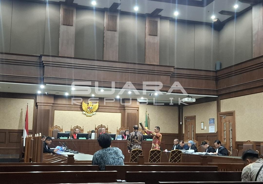 Sidang Kasus Suap Bea Cukai: Sisprian Akui Tahu Anak Buah Terima Uang dari Importir dan Pengusaha Rokok