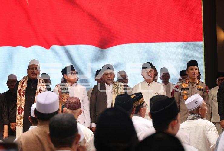 Abdul Harris Bobihoe Ajak Warga Teladani Akhlak Nabi Muhammad SAW di Peringatan Maulid