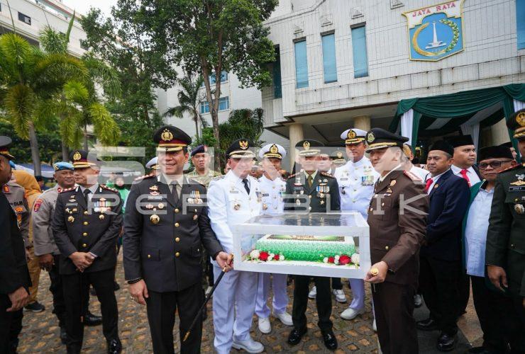 Semangat TNI Bersama Rakyat Bergema, di Plaza Barat Kantor Walikota Jakut 