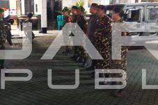 Babinsa Ciledug dan Pondok Aren Patroli Malam Bersama Komduk Jaga Keamanan