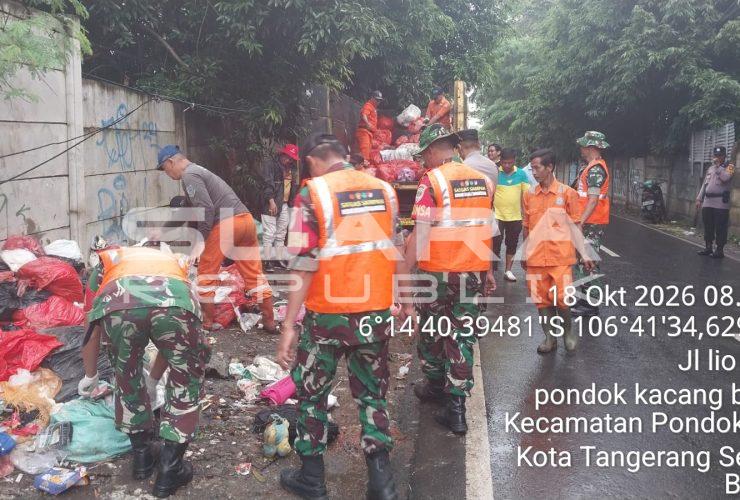 Tangsel Bersih! Satgas Sampah Koramil 07 Pondok Aren dan DLH Gelar Aksi Bersih di Lio Garut Pondok Kacang Barat