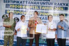 Pemkot Bekasi Serahkan 600 Sertifikat Tanah PTSL 2026, Warga dari 9 Kelurahan Menerima Manfaat
