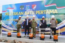 Sinergi TNI dan Pemkot Tangsel: Danrem 052/Wkr Bersama Wali Kota Resmikan Peletakan Batu Pertama Kodim 0511/Tangsel
