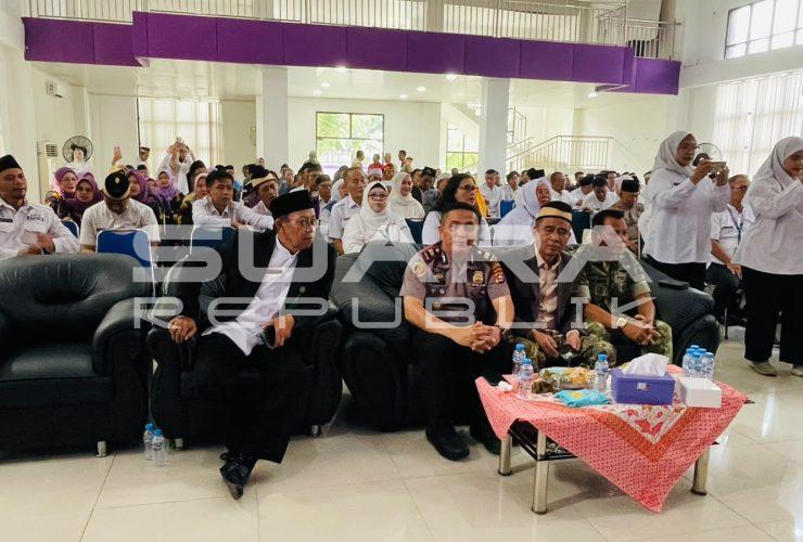 Danramil 14/Panongan Hadiri Sertijab Pejabat Kecamatan, Dorong Sinergitas Pelayanan Masyarakat